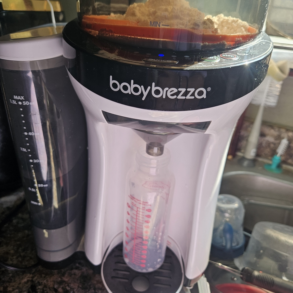 Baby Brezza Formula Pro Advanced Dispenser - White